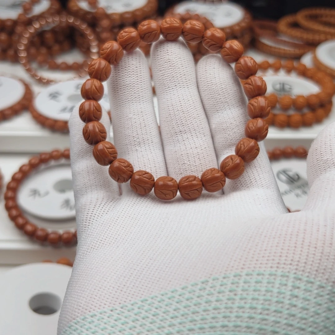 相***欢吊坠桃核桃核手串