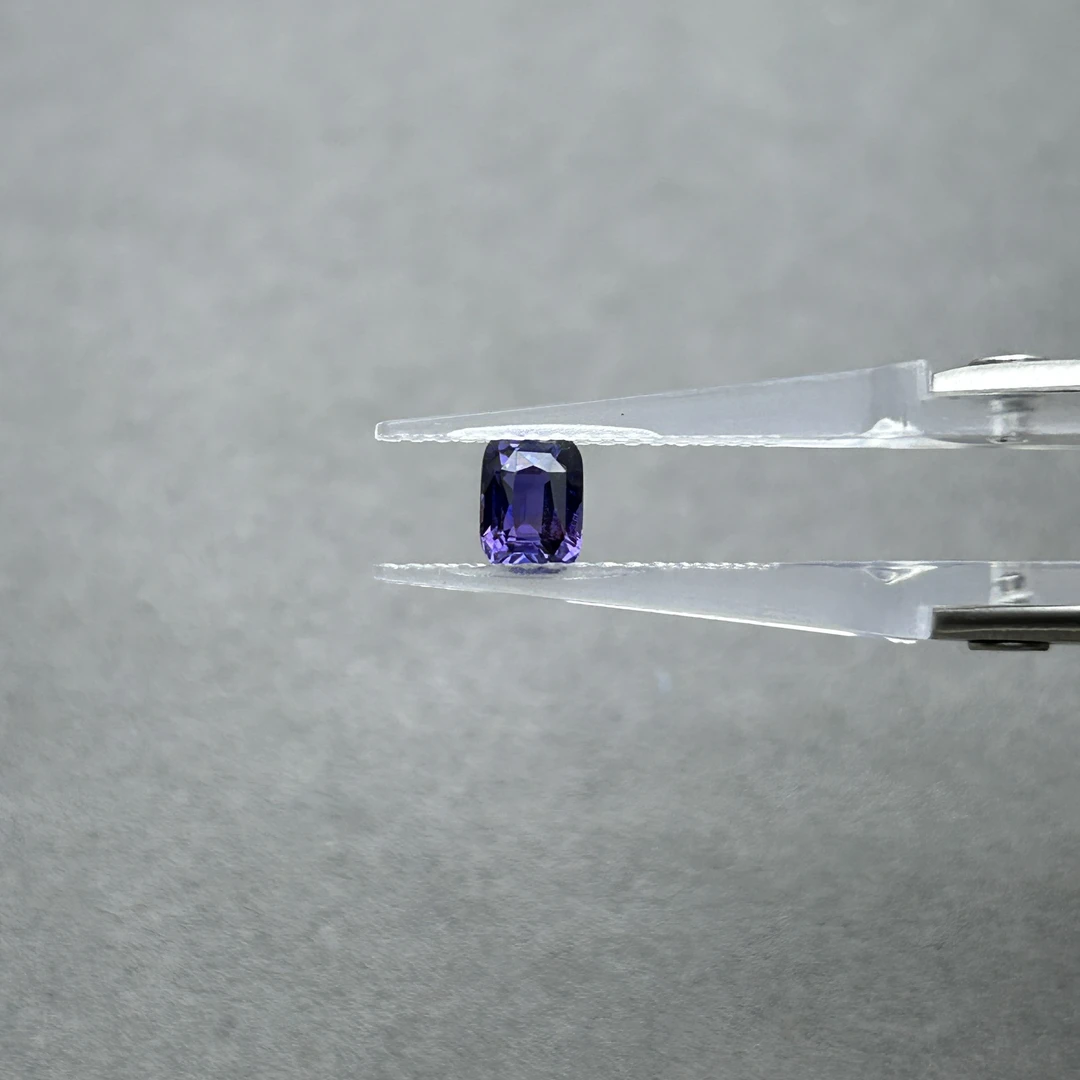 VSVNvv 蓝宝石-0.93ct（01007600）0219