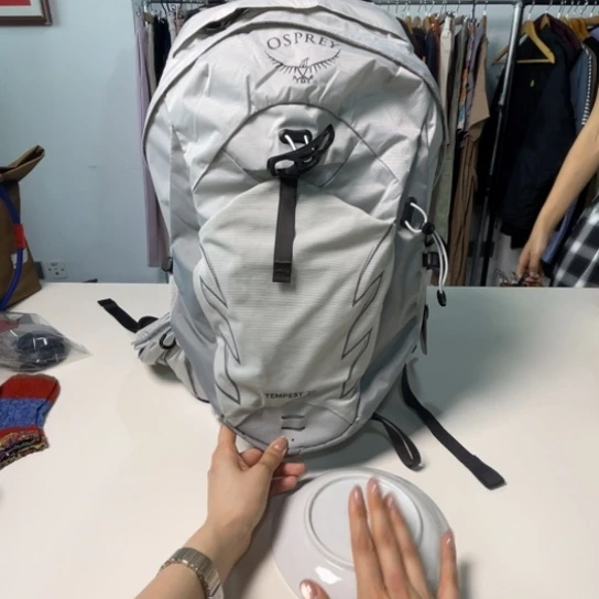 瓷片20升。。。。。。。。。。。。。。。。