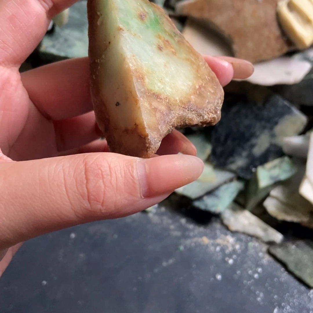 翡翠未镶嵌挂件天然翡翠