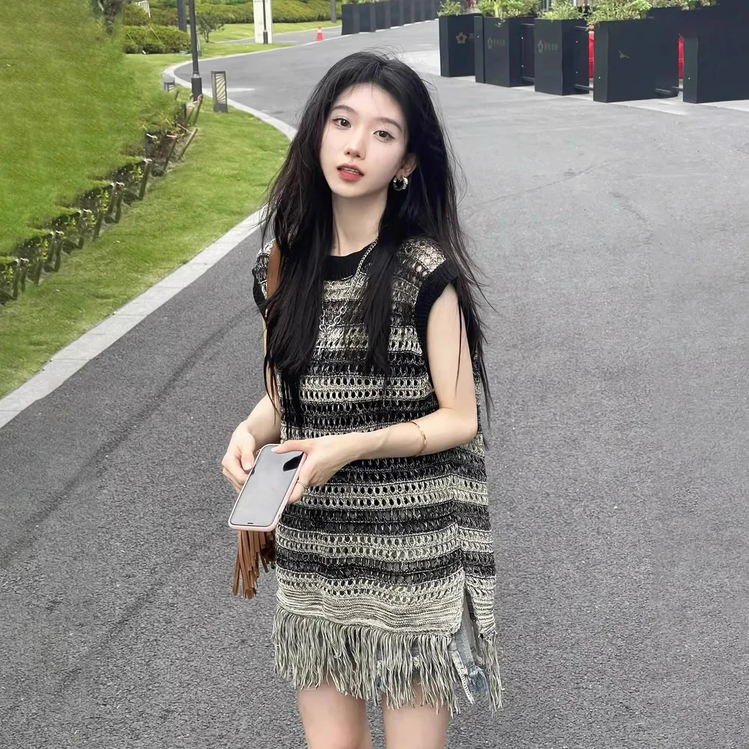 条纹设计感镂空针织马甲背心女夏季新款小众长款流苏上衣坎肩外搭