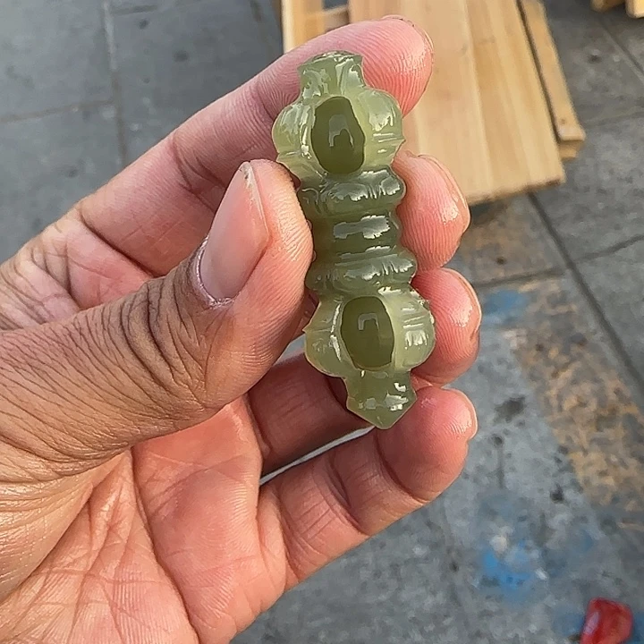 和田玉颈饰未镶嵌卡46