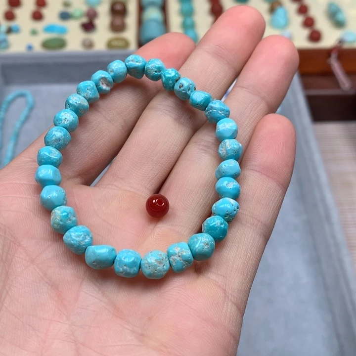 南红玛瑙配饰未镶嵌