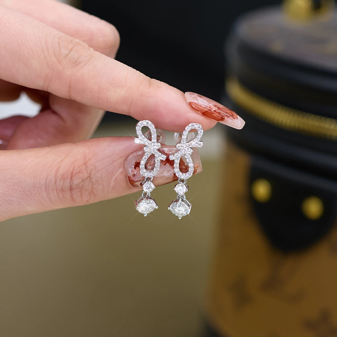 925银莫桑石耳饰 绳结耳钉 气质时尚小众简约简约