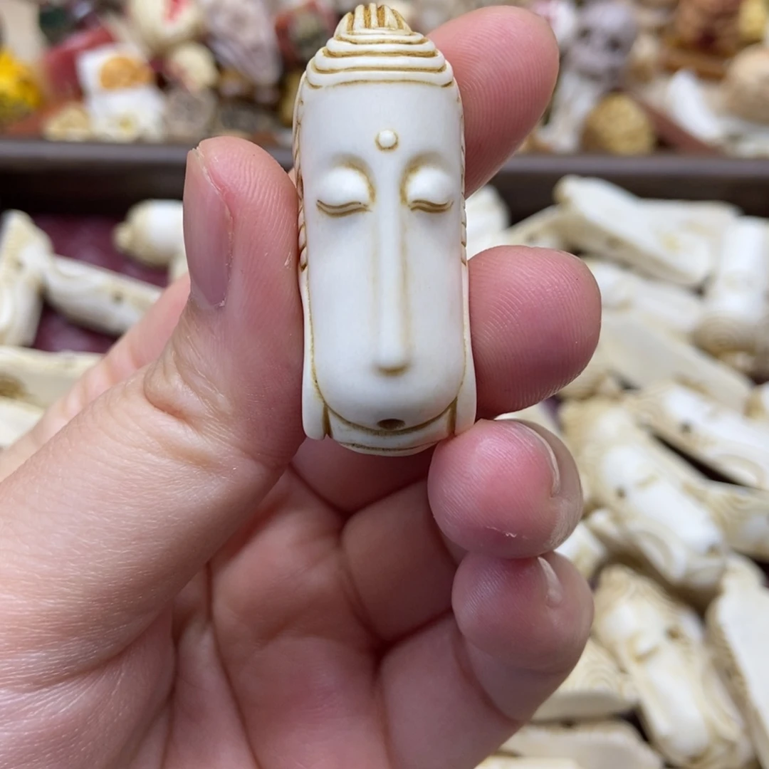 巫***娃驼骨其他鹿角配饰