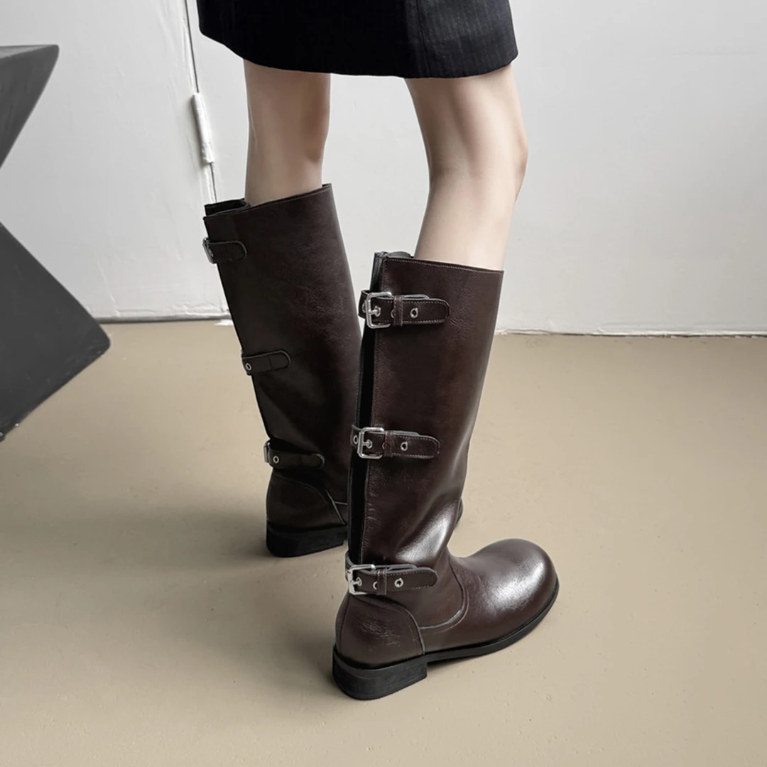 真皮双扣带高筒西部骑士靴女2025秋冬新款英伦风粗跟不过膝高筒靴