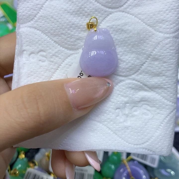 颈饰18K金镶嵌翡翠