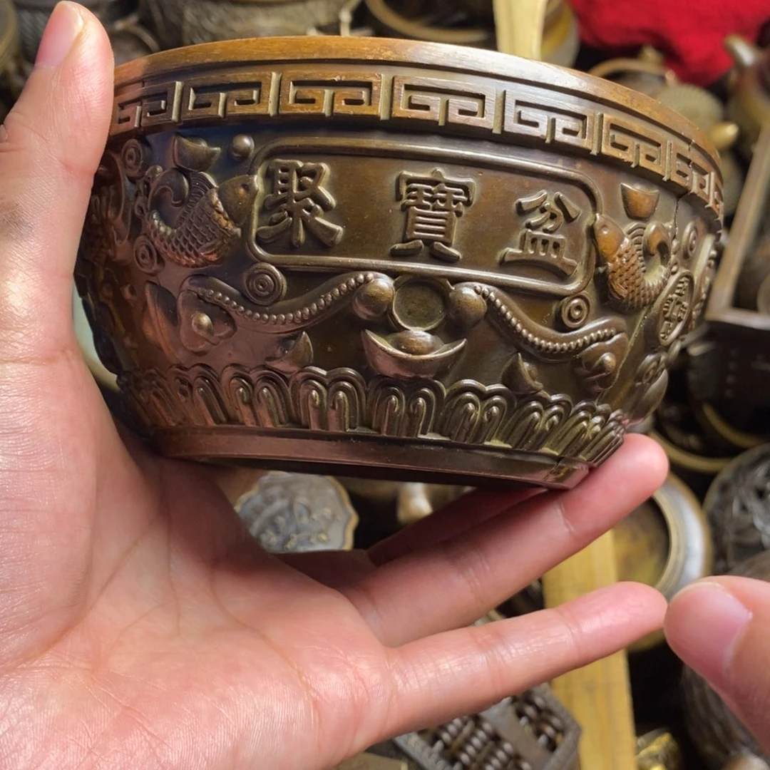 精美铜器做工精良