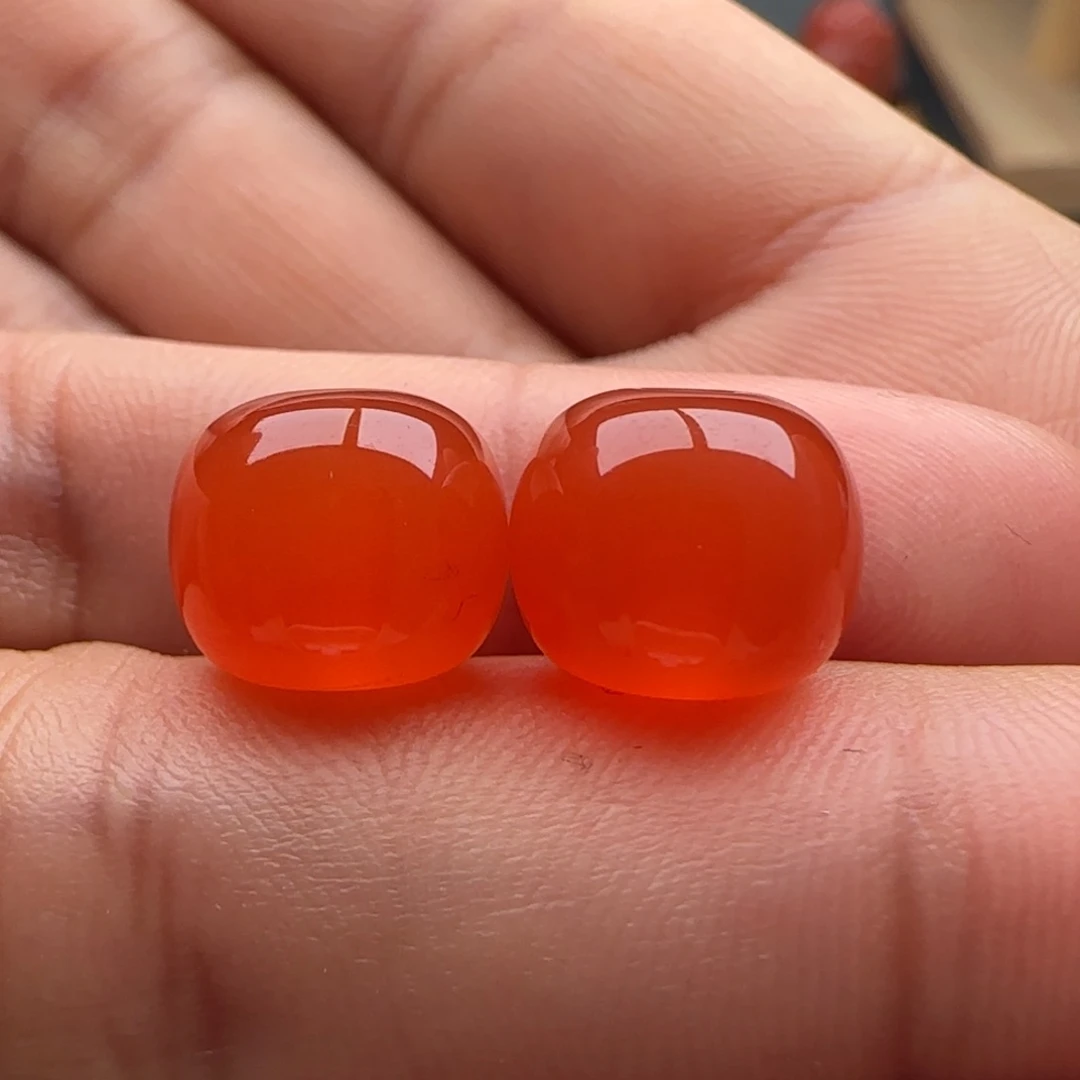 南红玛瑙老型对珠11x9.5未镶嵌矿点