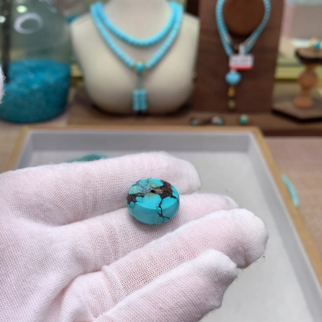 绿松石配饰未镶嵌