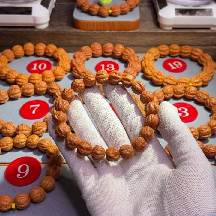 文玩核桃手串粗筋八棱