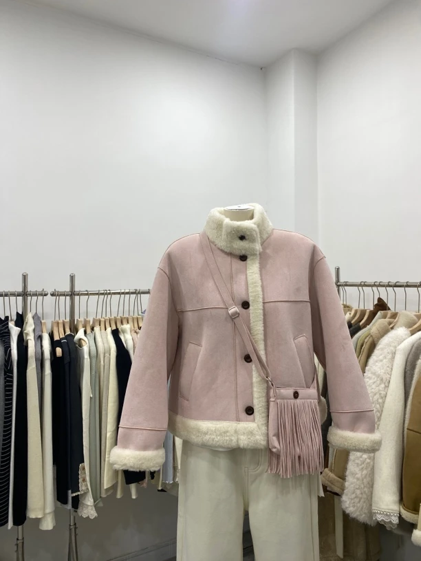 短款加绒短款外套气质时尚休闲