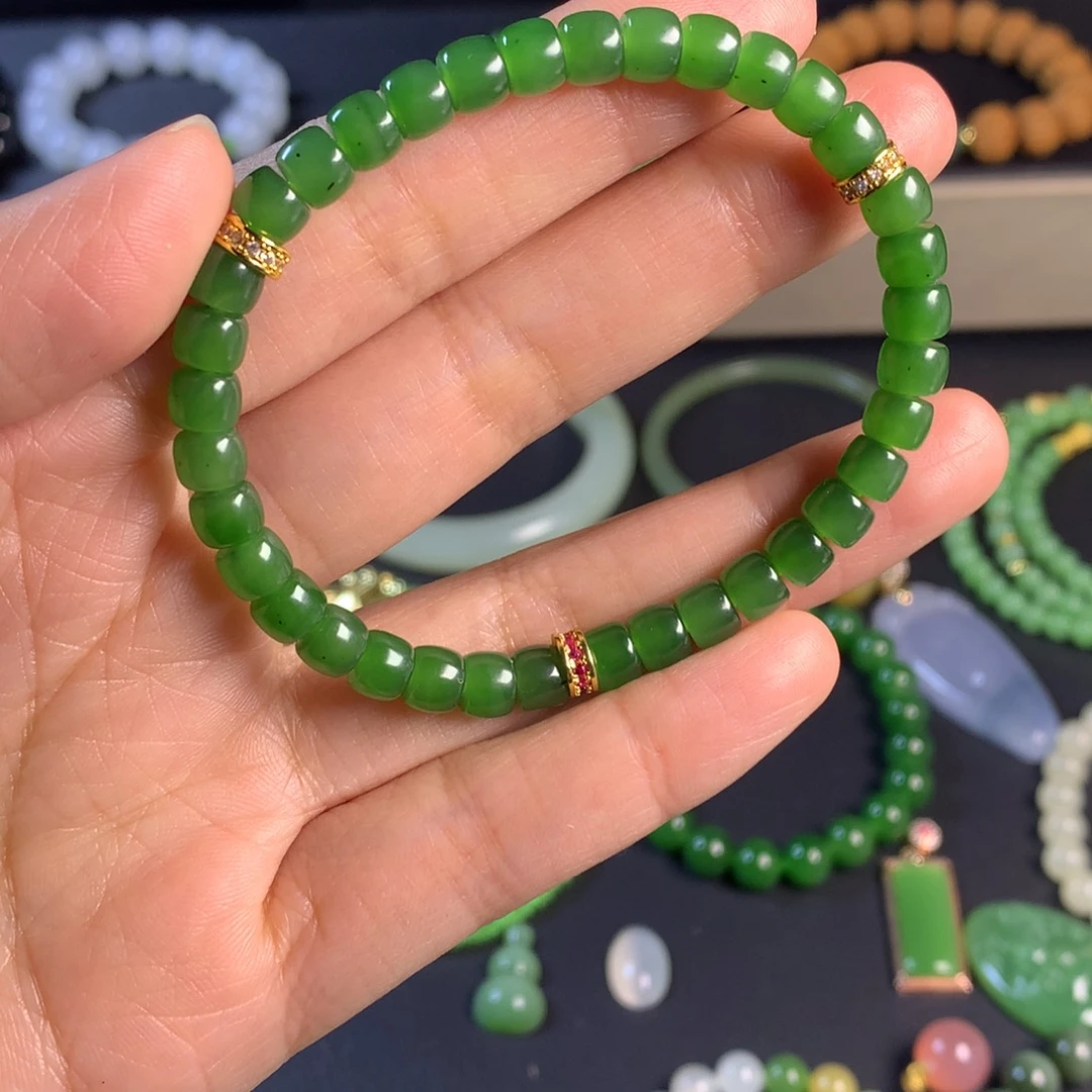 叶***学和田玉未镶嵌手链