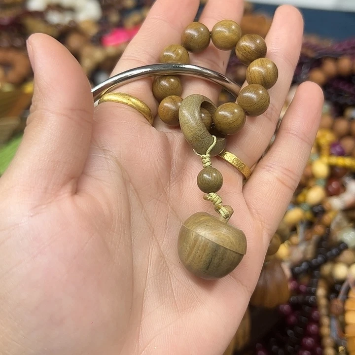 维腊木（绿檀）手串/手链