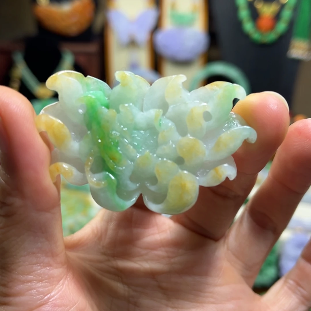 翡翠未镶嵌颈饰天然翡翠莲花吊坠