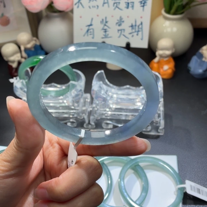 翡翠未镶嵌手镯冰蓝紫方条