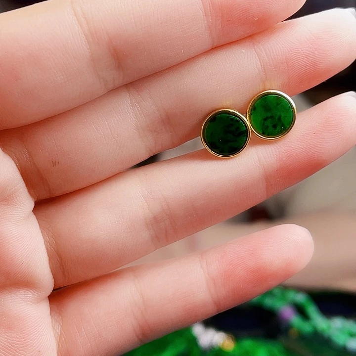 翡翠银S925镶嵌颈饰多样性