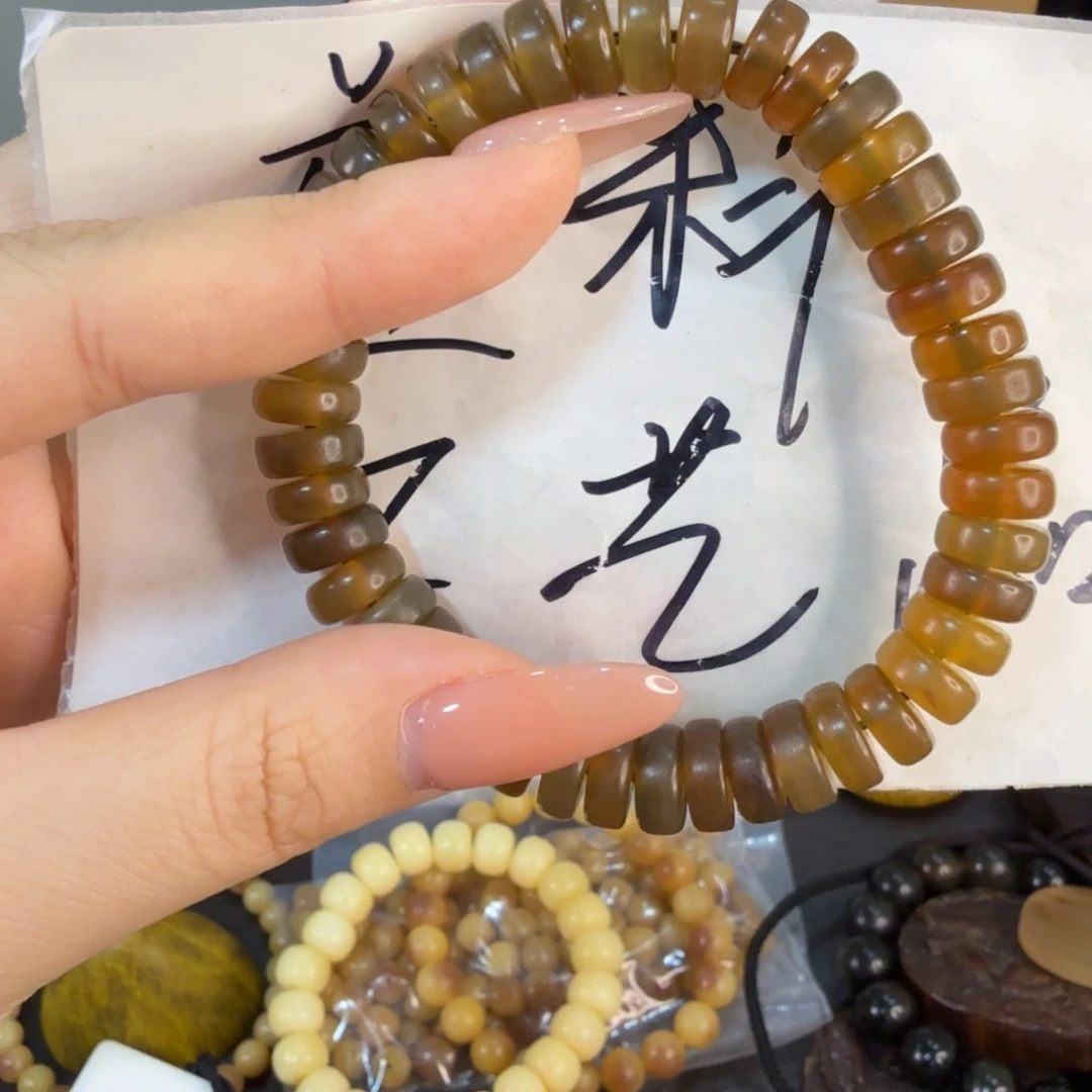 塑料创意饰品工艺品wwj