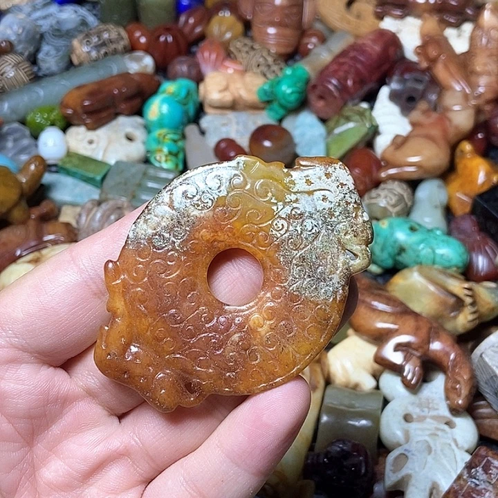 和田玉未镶嵌颈饰14