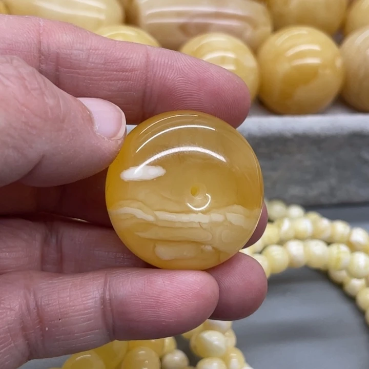 琥珀未镶嵌裸石蜜蜡