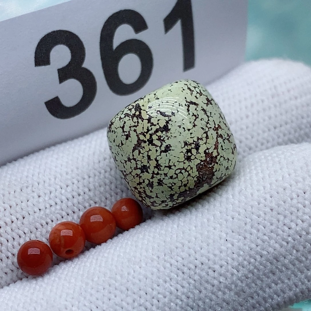 未镶嵌南红玛瑙珠宝奇石