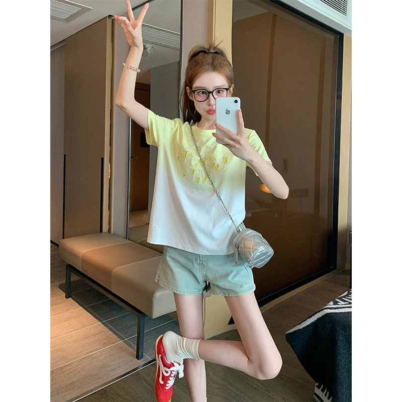 奶黄色渐变短袖t恤女2025新款夏季设计感小众宽松休闲字母上衣ins