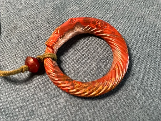 红缟玛瑙咬尾龙环48mm✖️10mm