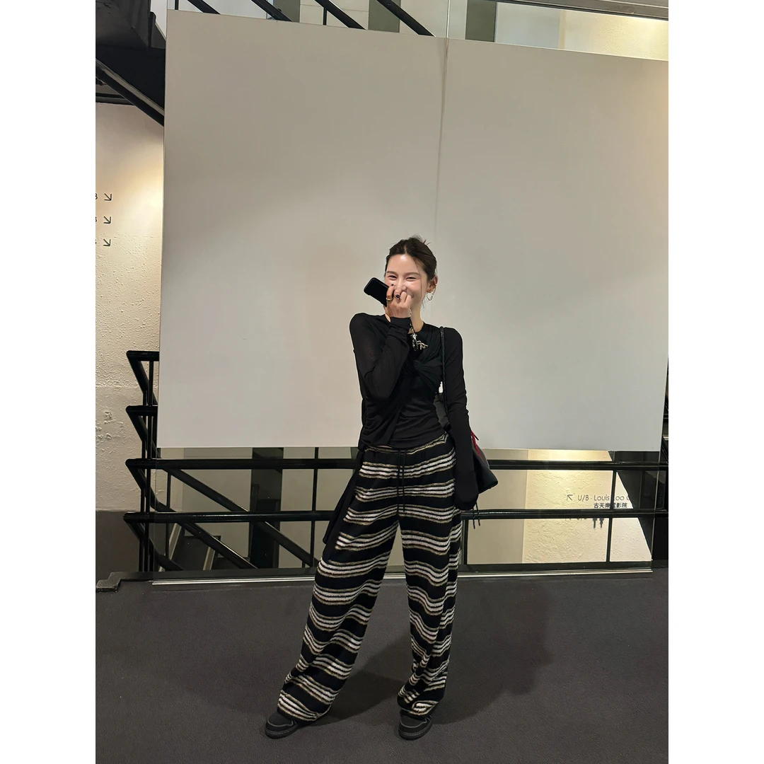 WXLSTUDIO 03/07 复古Sport chic 舒适毛巾条纹提花宽松直筒裤