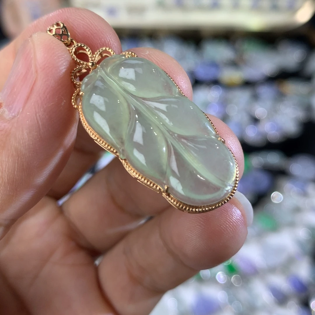 翡翠18K金镶嵌吊坠(不含链)