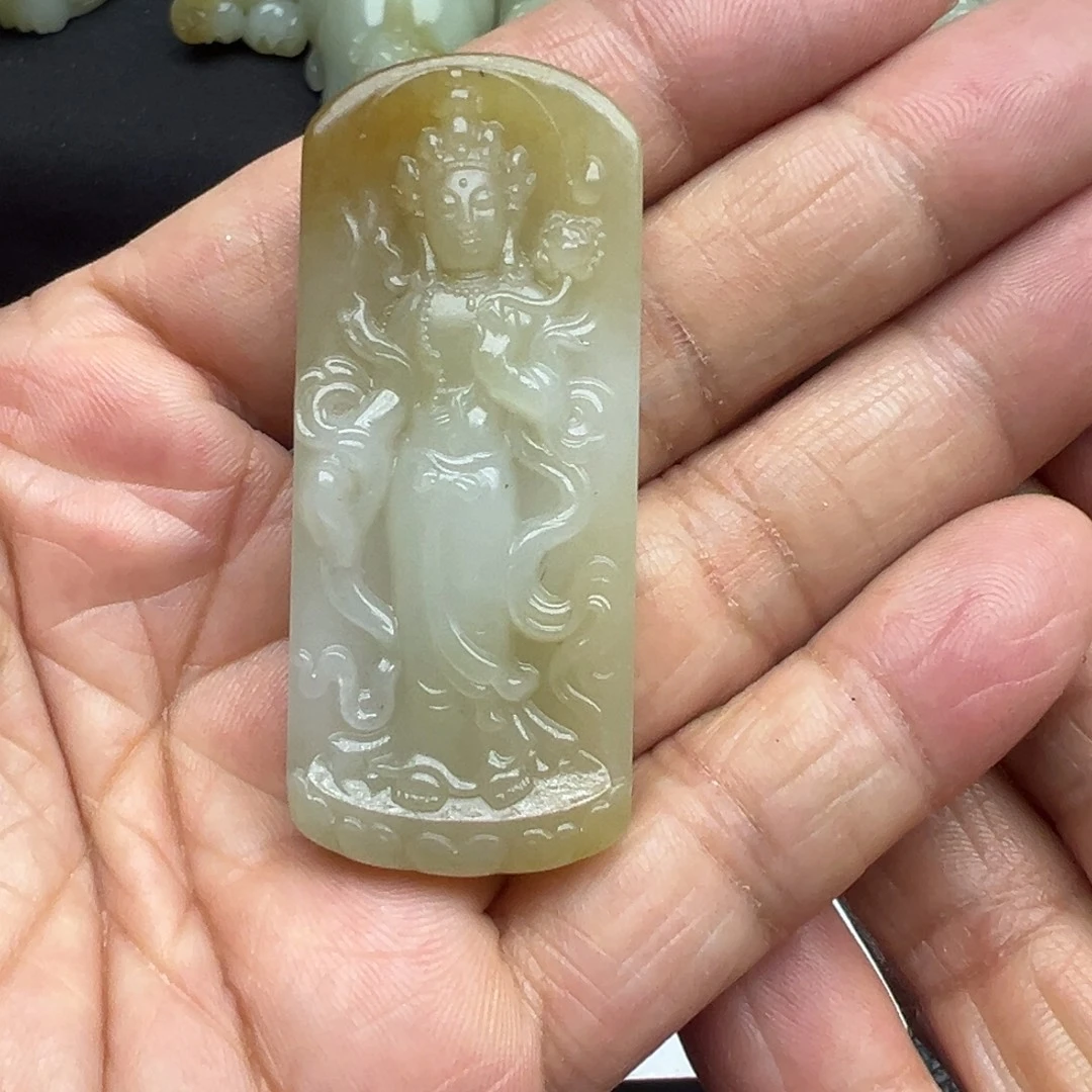 和田玉（糖玉）未镶嵌吊坠(不含链)