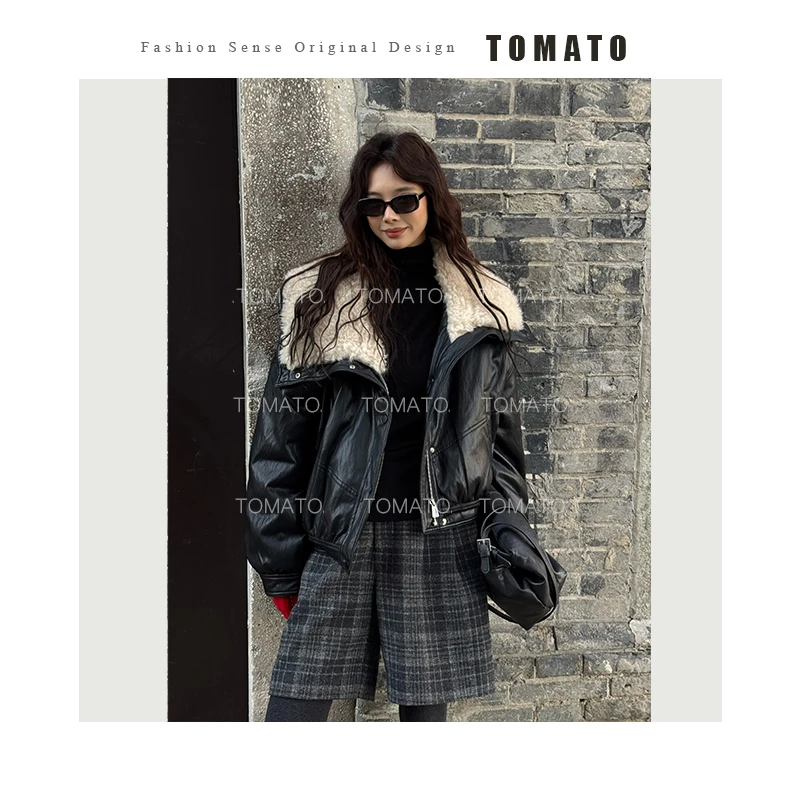 【TomoTo】赫本 冬季新款大翻领短款机车拼接皮衣外套 D24WT1221
