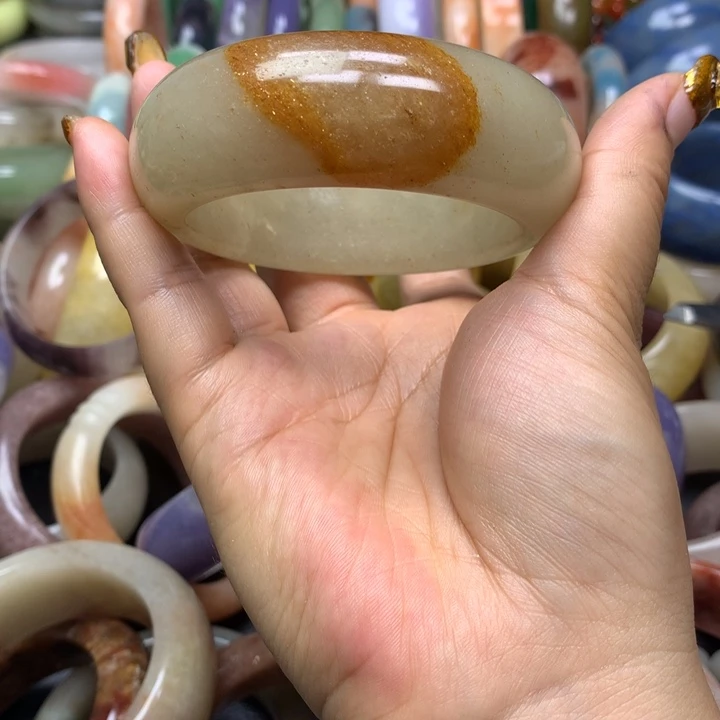 石英质玉手镯未镶嵌福**和