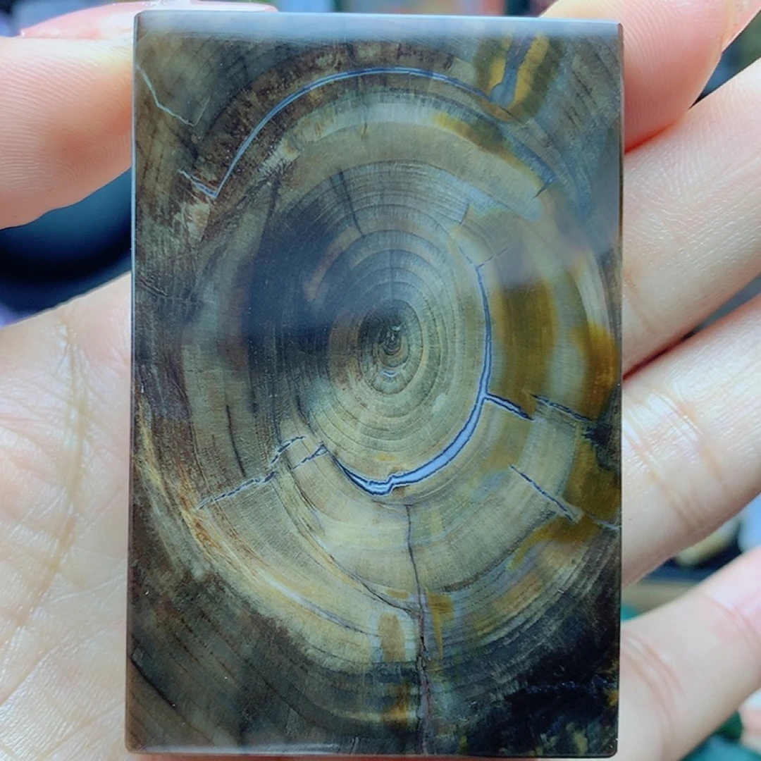 精品树化玉木纹年轮无事牌
