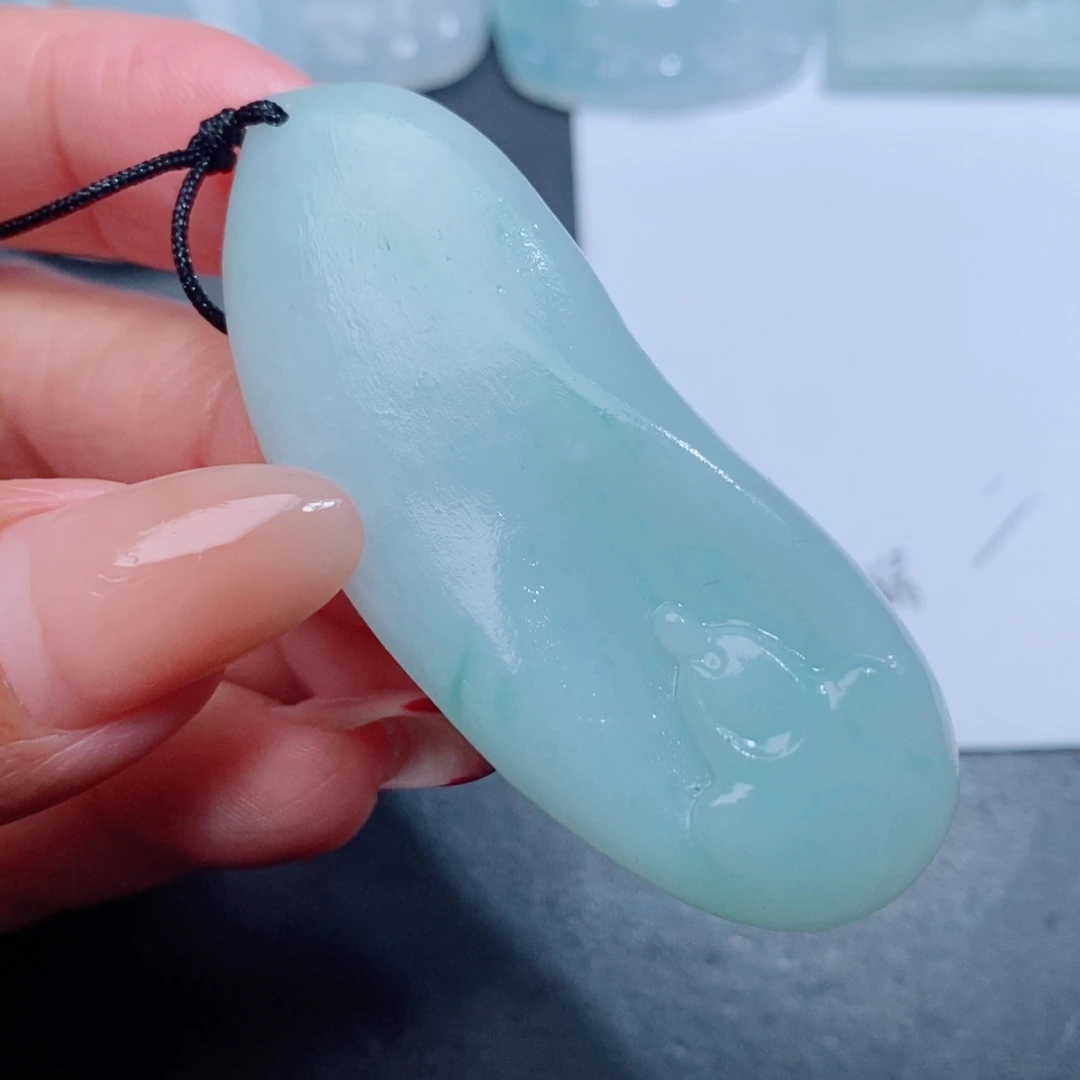 定制翡翠翡翠吊坠未镶嵌