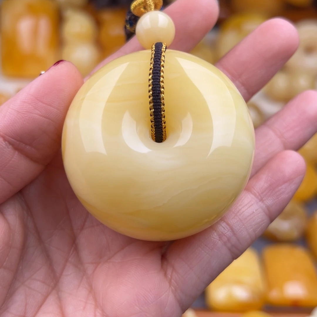琥珀颈饰未镶嵌纯天然琥珀蜜蜡无优化