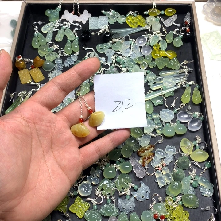 *****蛇纹石玉合金耳钉