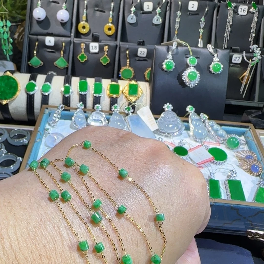 翡翠18K金镶嵌颈饰满天星45cm