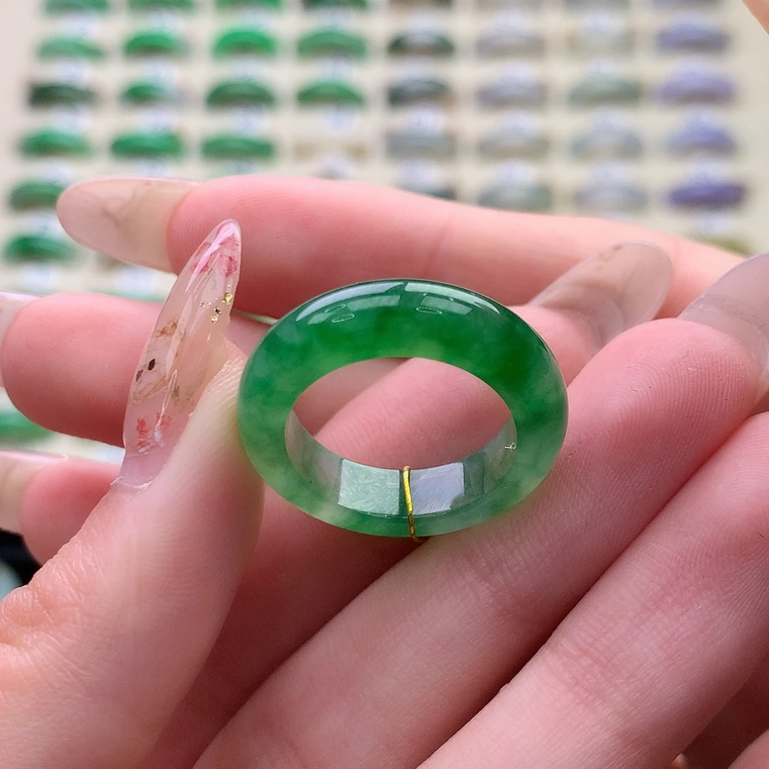 翡翠未镶嵌戒指港14.15