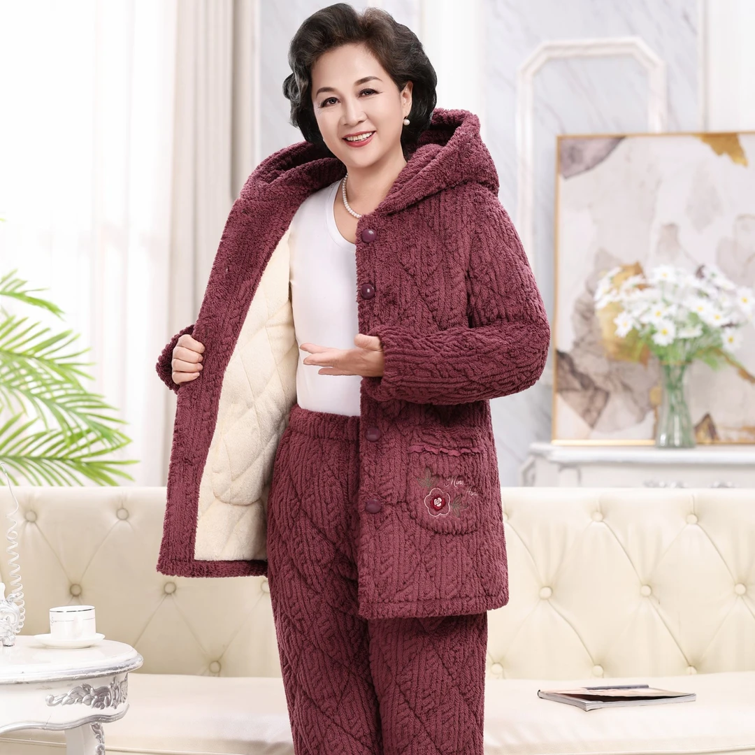 秋冬季夹棉睡衣女士中老年人三层加厚中年妈妈珊瑚绒加绒保暖套装