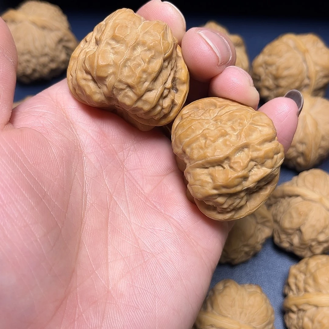 文玩核桃吊坠西*凹哇哇哇