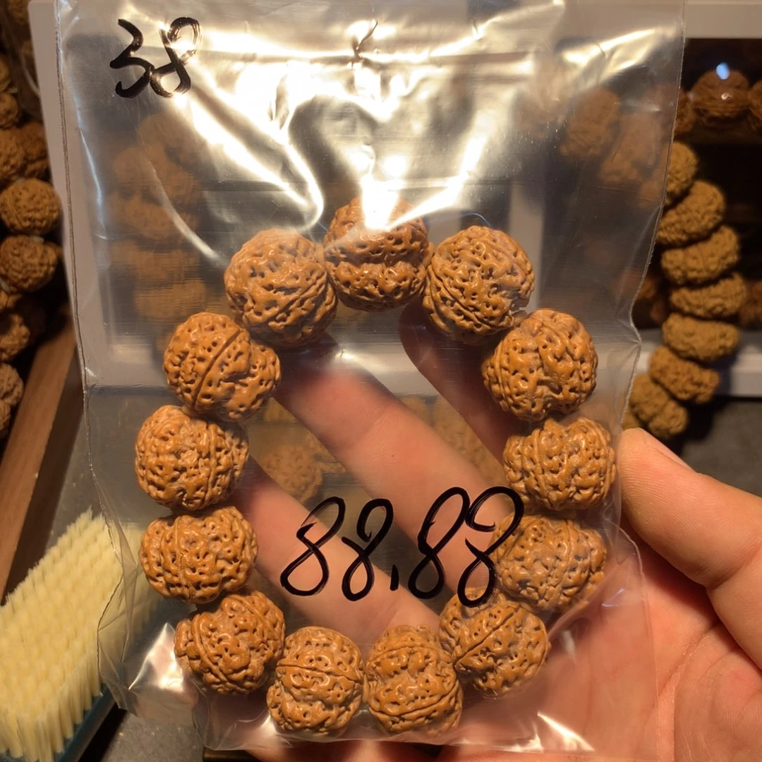 金刚菩提吊坠我***O38。dvfbdv