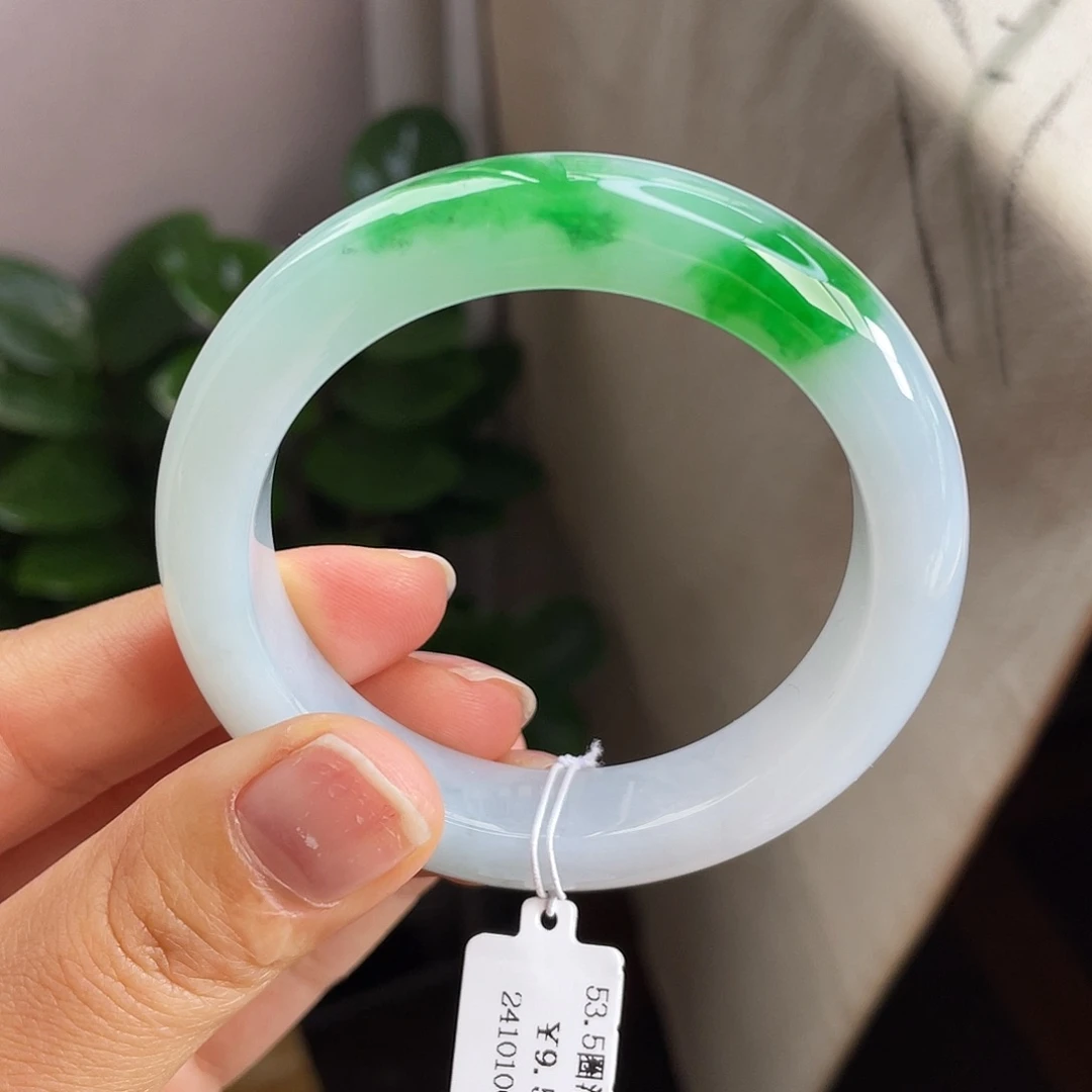 翡翠未镶嵌手镯53细糯化白底青