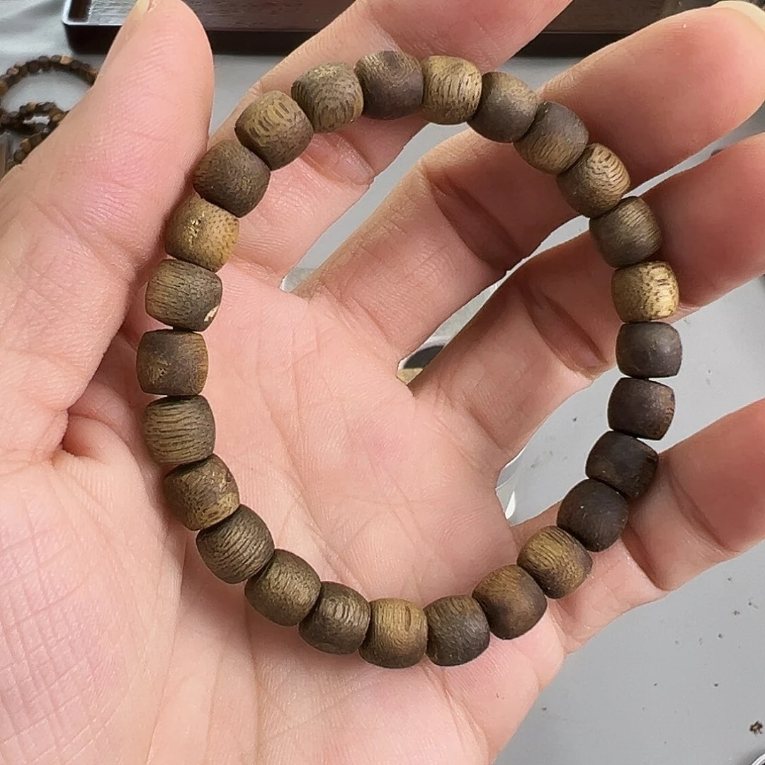 沉香沉香香囊海南白棋0.7mm鼓珠单圈，多样性发一