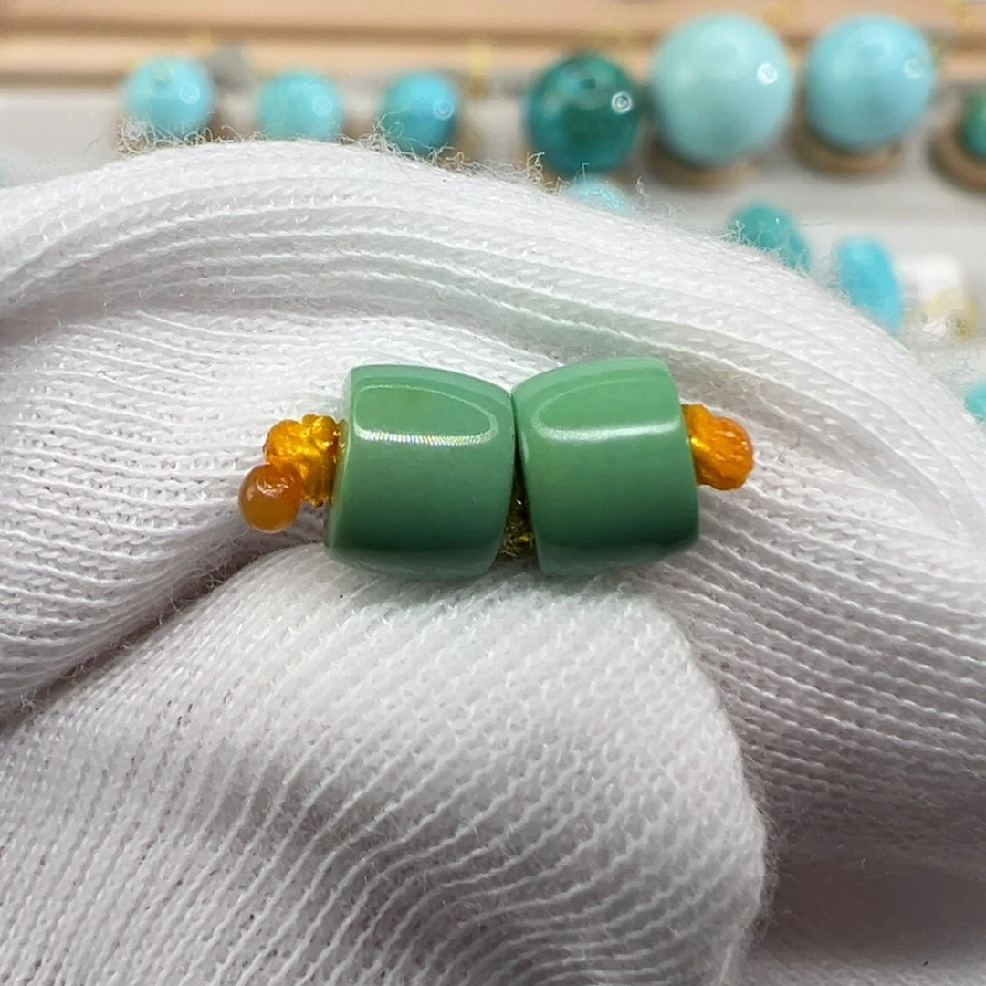 绿松石配饰未镶嵌