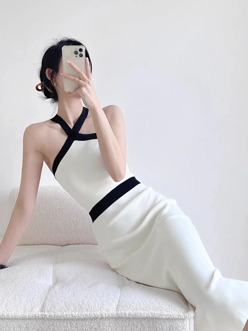 无袖背心连衣裙吊带夏季撞色拼接显瘦修身气质法式针织长裙新款