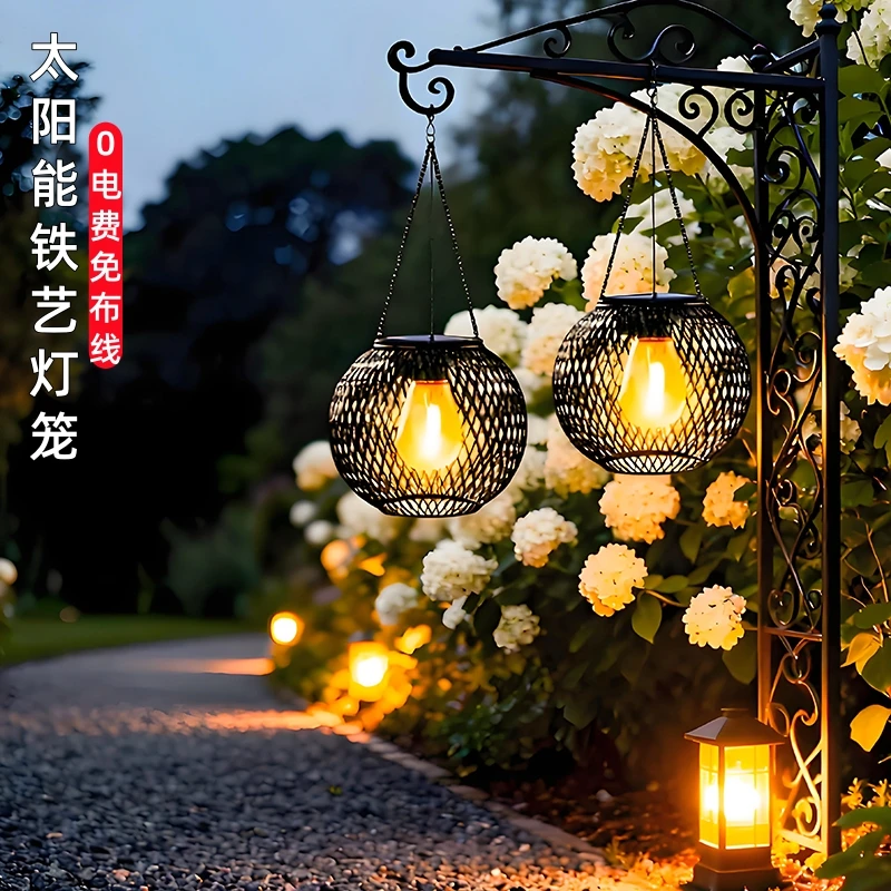 太阳能灯铁艺灯笼户外防雨镂空投影灯花园阳台吊灯挂树氛围钨丝灯