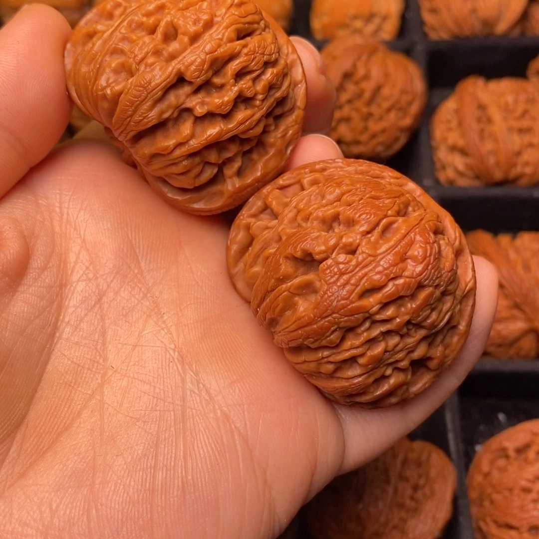 文玩核桃吊坠秦岭野生核桃