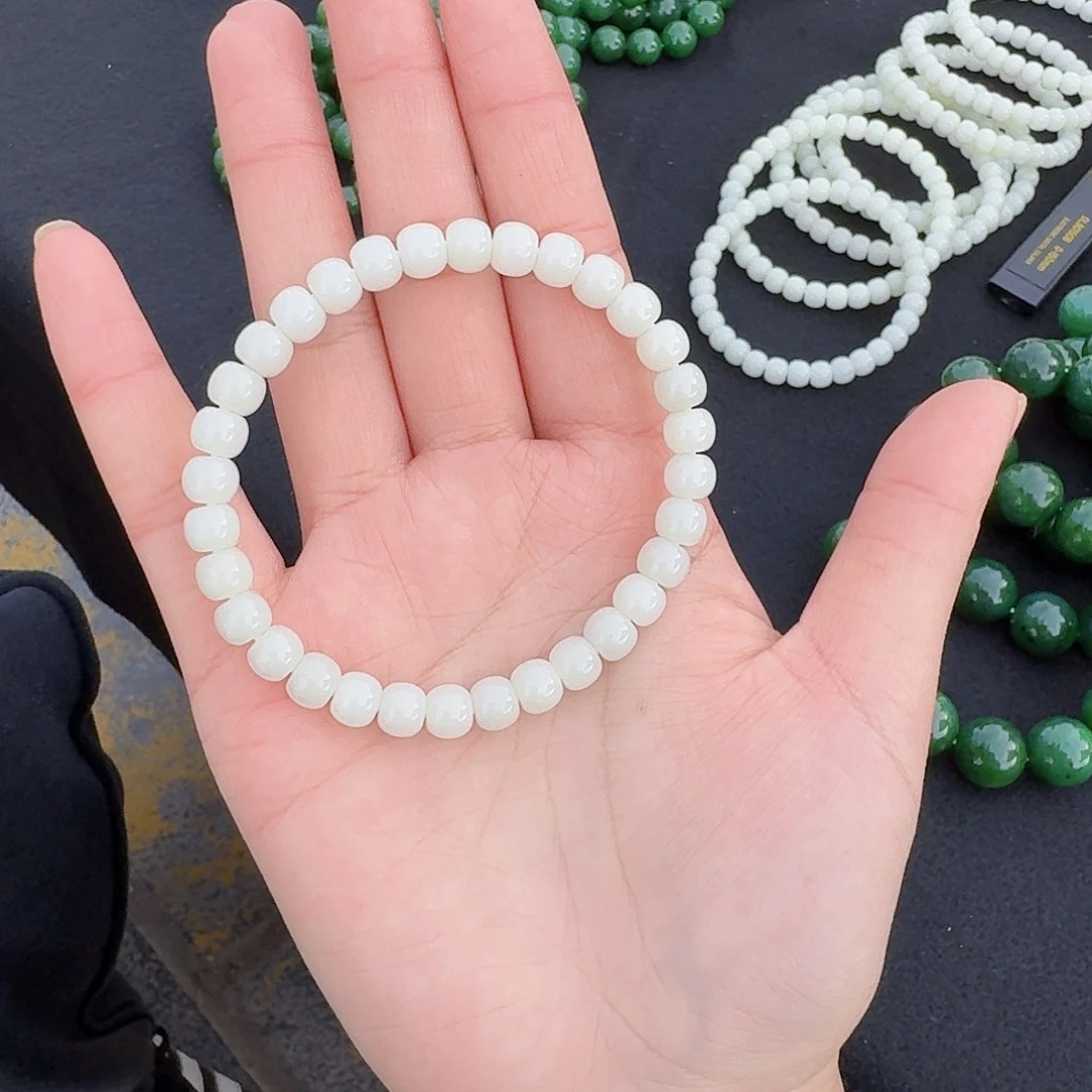 和田玉未镶嵌手链