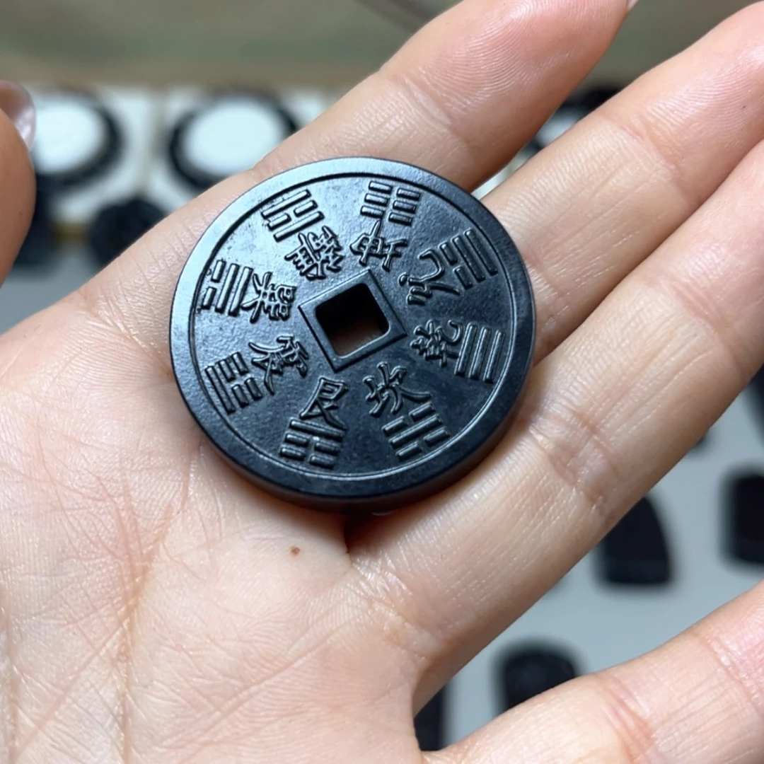 【闪购商品】和田玉（墨玉）山鬼高羊脂未镶嵌晓*