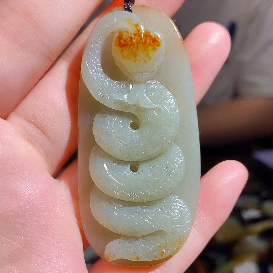 颈饰未镶嵌和田玉